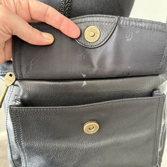 Vtg Fossil Leather Purse Crossbody Bag Black Key Charm Zips Grunge Capsule Boho - Picture 5 of 14